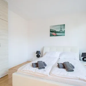  Apartament Robi